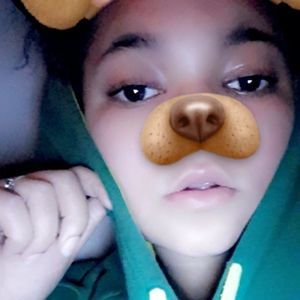 Meet your Posher, Roshena